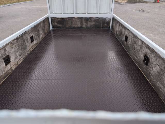 Mitsubishi Fuso Canter 4