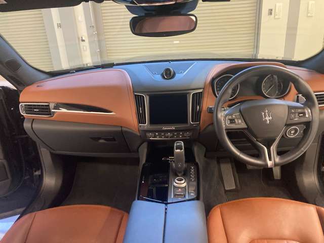 Maserati Levante 10