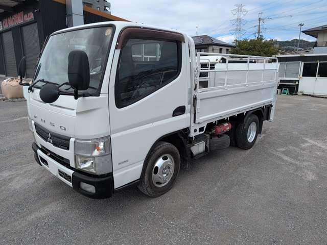 Mitsubishi Fuso Canter 2