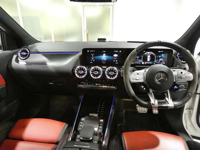 Mercedes-Benz GLA-Class 3