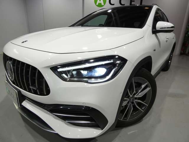 Mercedes-Benz GLA-Class 5