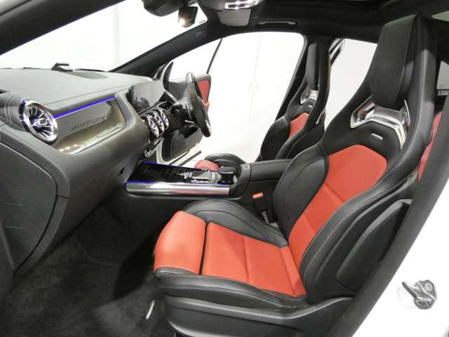 Mercedes-Benz GLA-Class 7