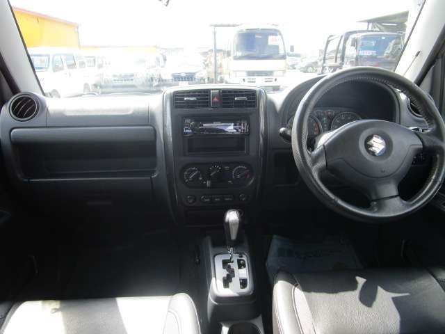 Suzuki Jimny 12