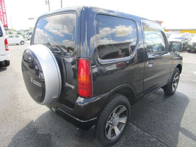 Suzuki Jimny 8