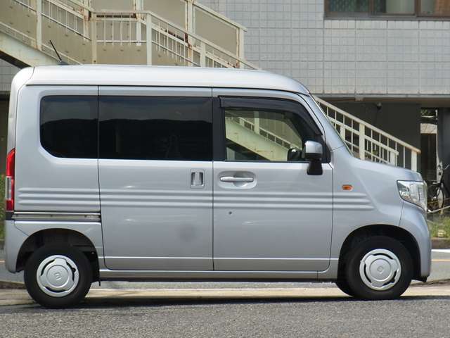 Honda N-VAN 12