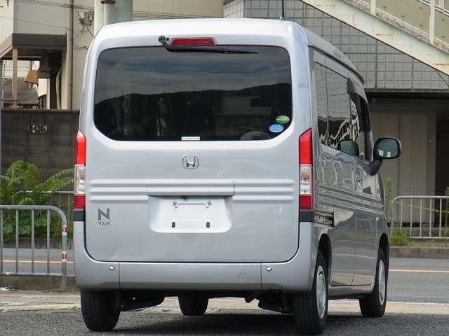 Honda N-VAN 9