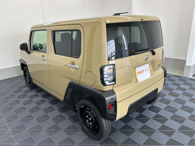 Daihatsu Taft 9