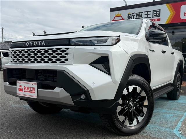 Toyota Hilux 4