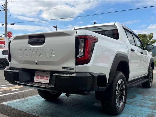 Toyota Hilux 7