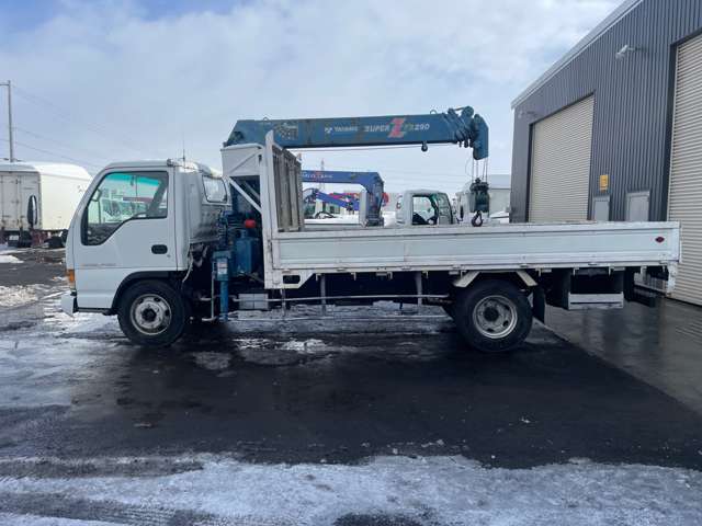 Isuzu Elf 8