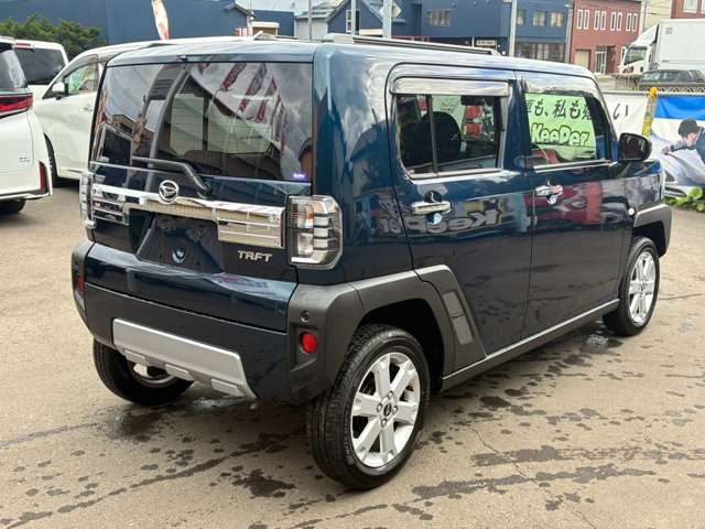 Daihatsu Taft 8
