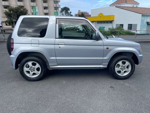 Mitsubishi Pajero Mini 6