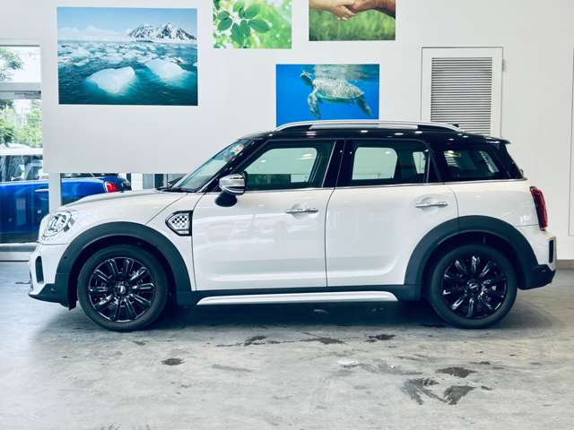 MINI Crossover 11
