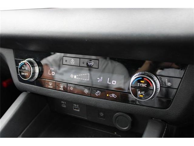 Mitsubishi Outlander 4