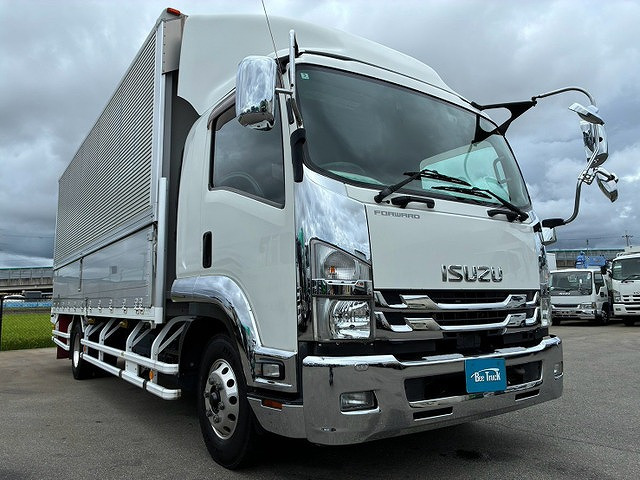Isuzu Forward 11