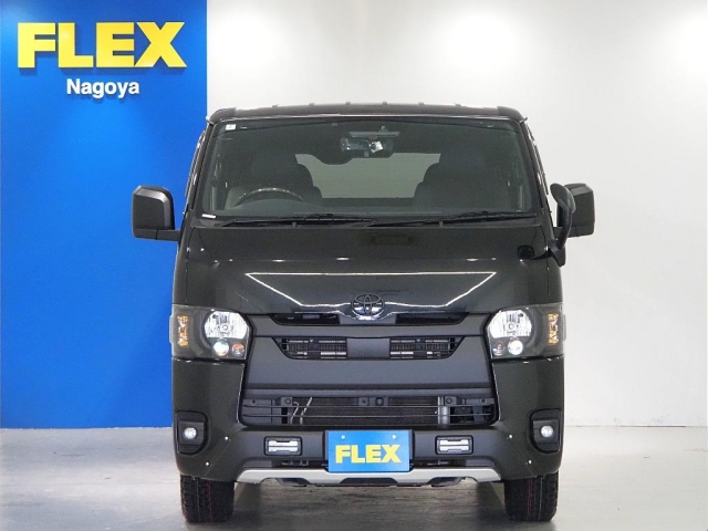 Toyota Hiace Van 2