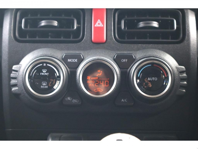Suzuki Jimny 11