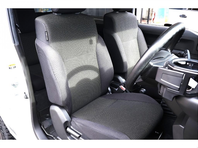 Suzuki Jimny 5