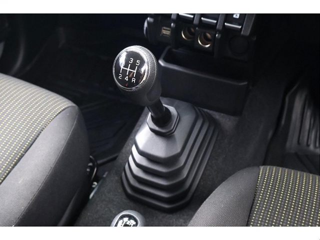 Suzuki Jimny 10