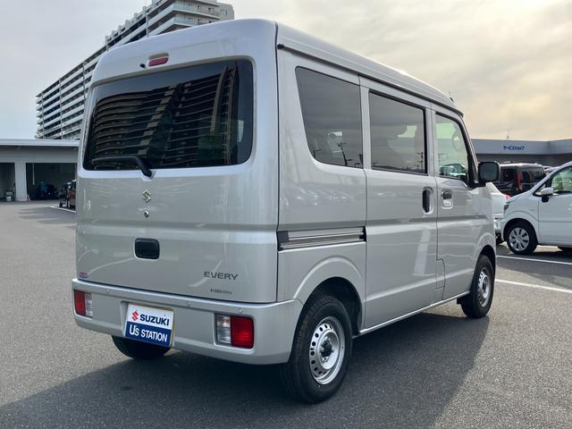 Suzuki Every 8