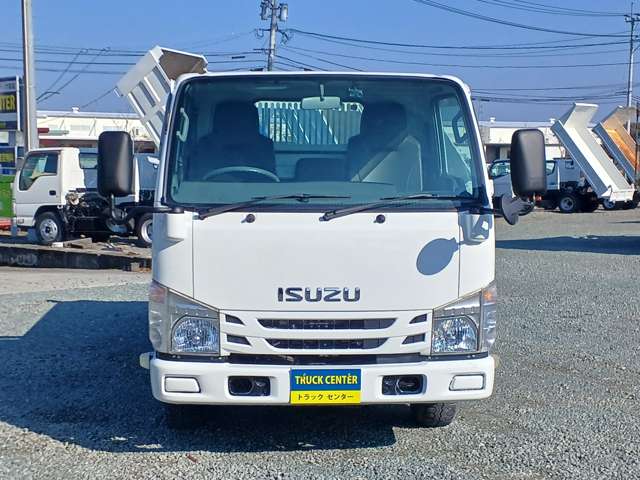 Isuzu Elf 2