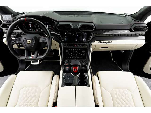 Lamborghini ウルス 6
