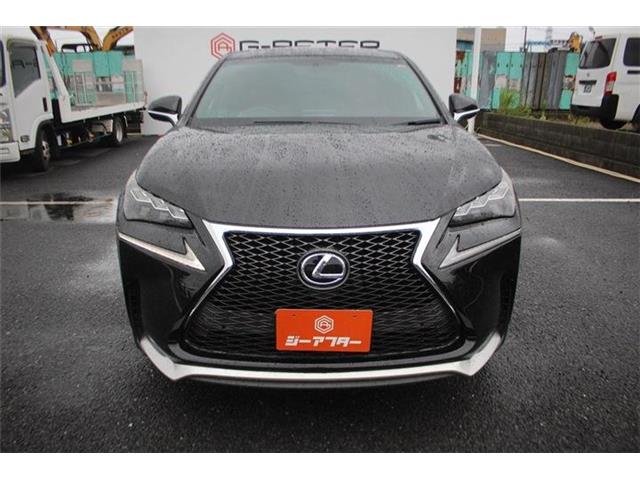 Lexus NX 9