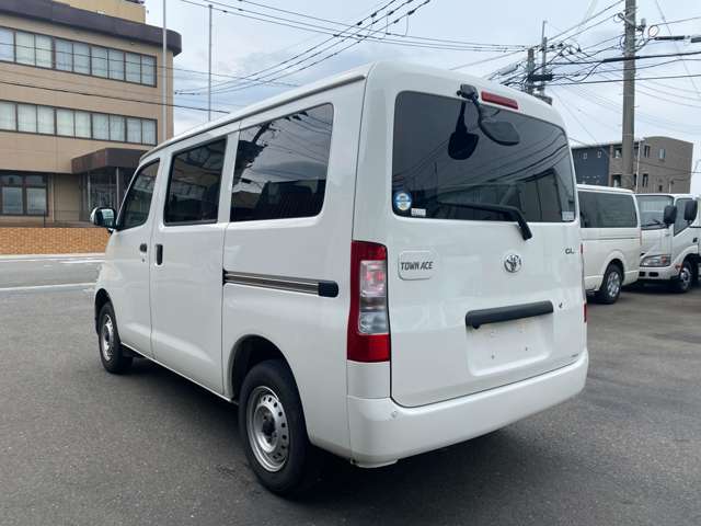 Toyota Town Ace Van 6