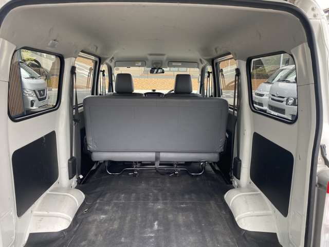 Toyota Town Ace Van 8