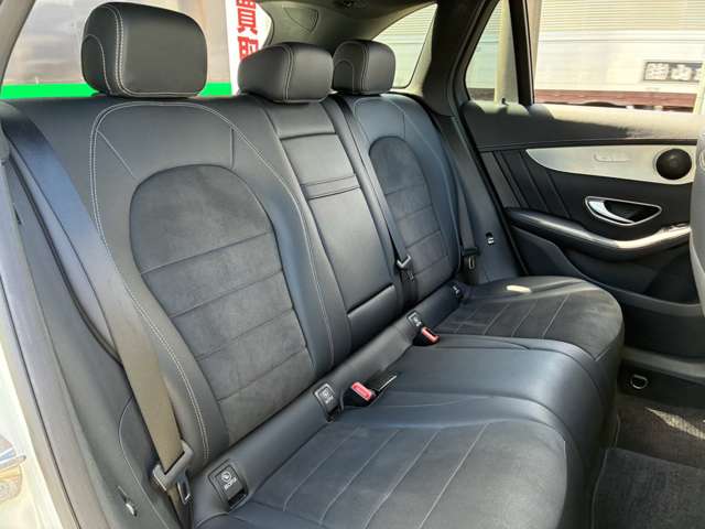 Mercedes-Benz GLC 12