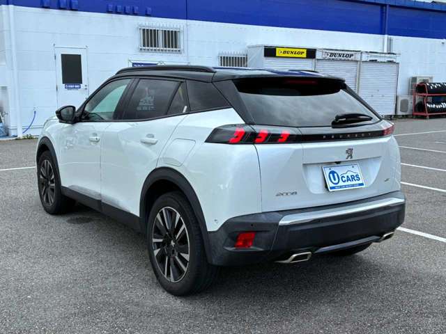 Peugeot SUV 2008 11