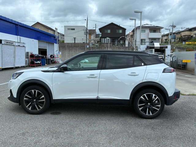 Peugeot SUV 2008 12