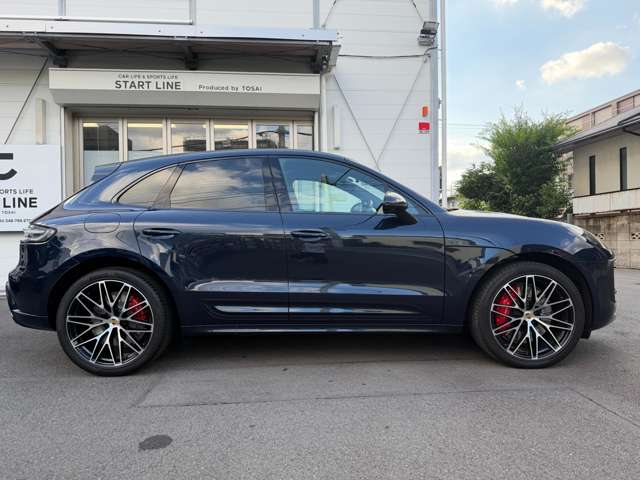 Porsche Macan 4