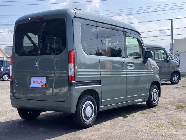 Honda N-VAN 9