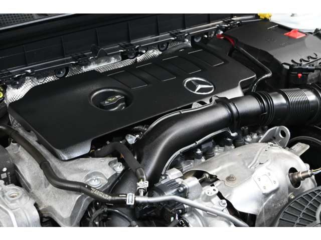 Mercedes-Benz GLB 11