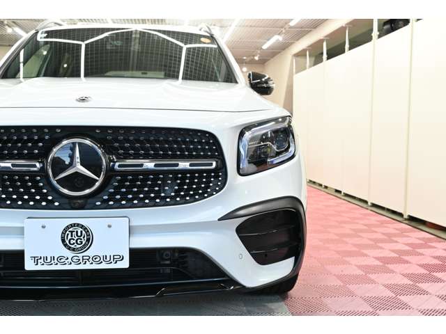 Mercedes-Benz GLB 10