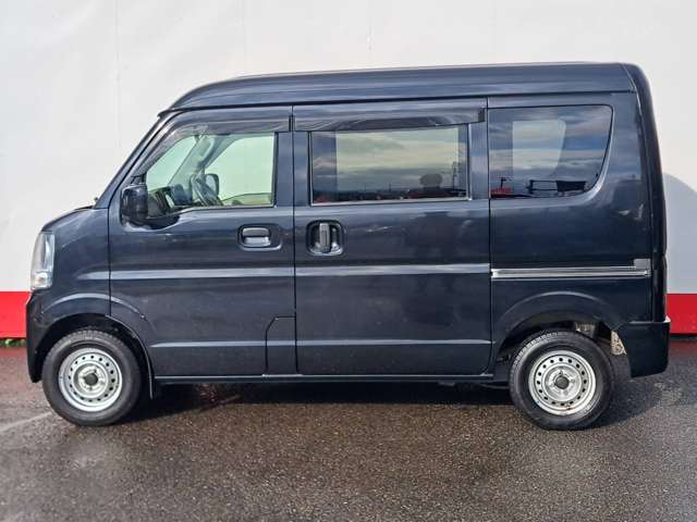 Nissan NV100 Clipper 11