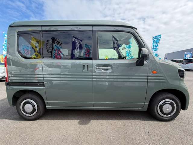 Honda N-VAN 11