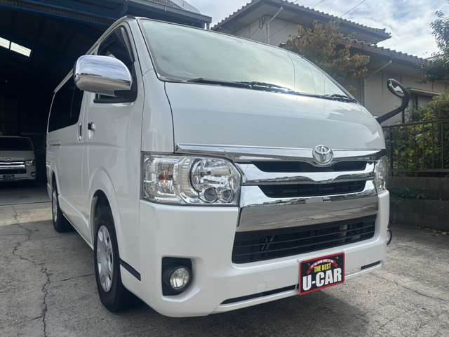 Toyota Hiace Van 2