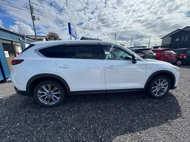 Mazda CX-8 11