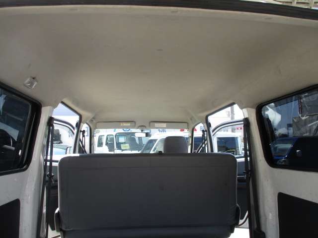 Toyota Light Ace Van 10