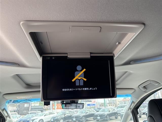 Toyota Alphard 11