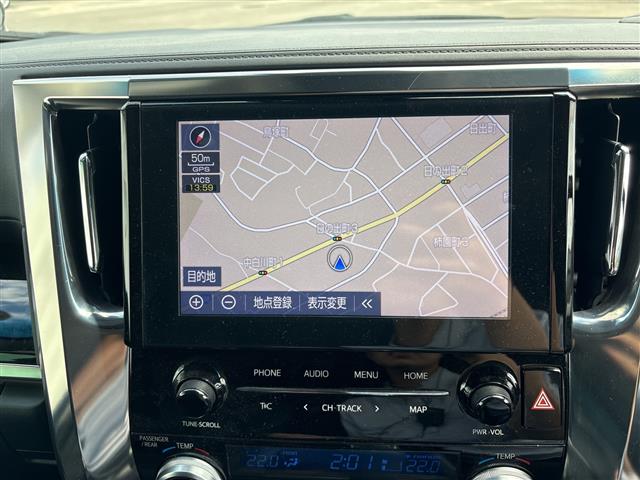 Toyota Alphard 4