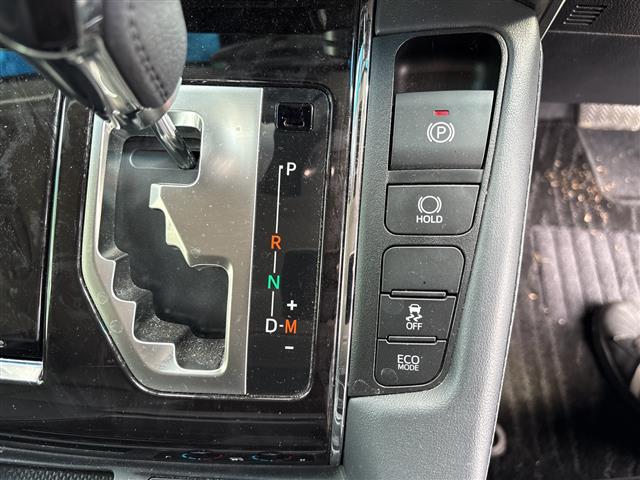 Toyota Alphard 7