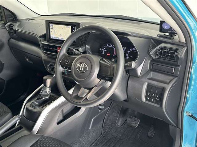 Toyota Raize 7