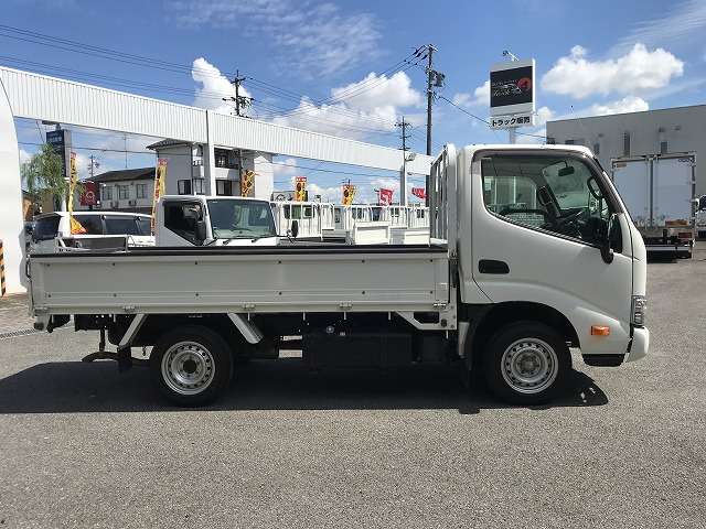 Toyota Toyoace 8