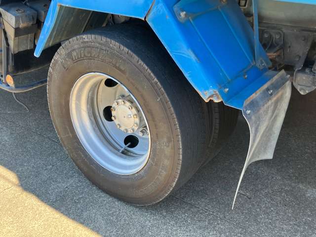 Isuzu Forward 10