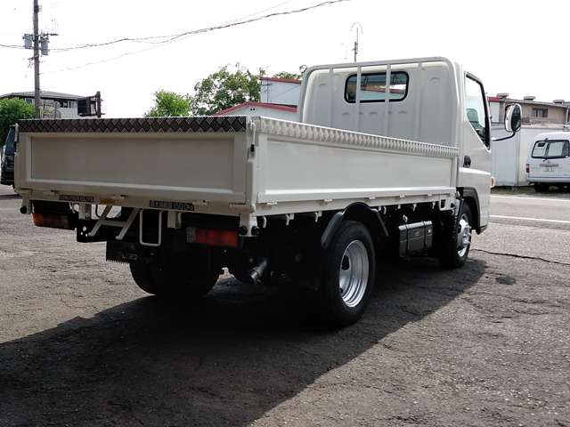 Mitsubishi Fuso Canter 4