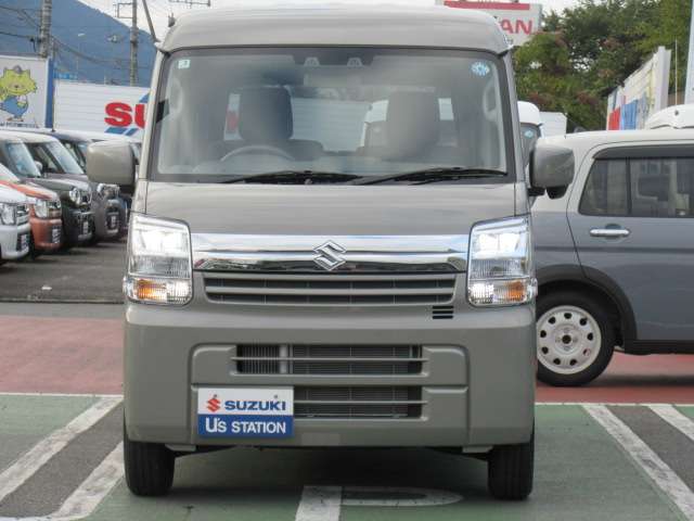Suzuki Every 9