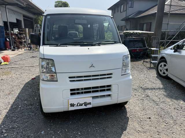 Mitsubishi Minicab Van 3